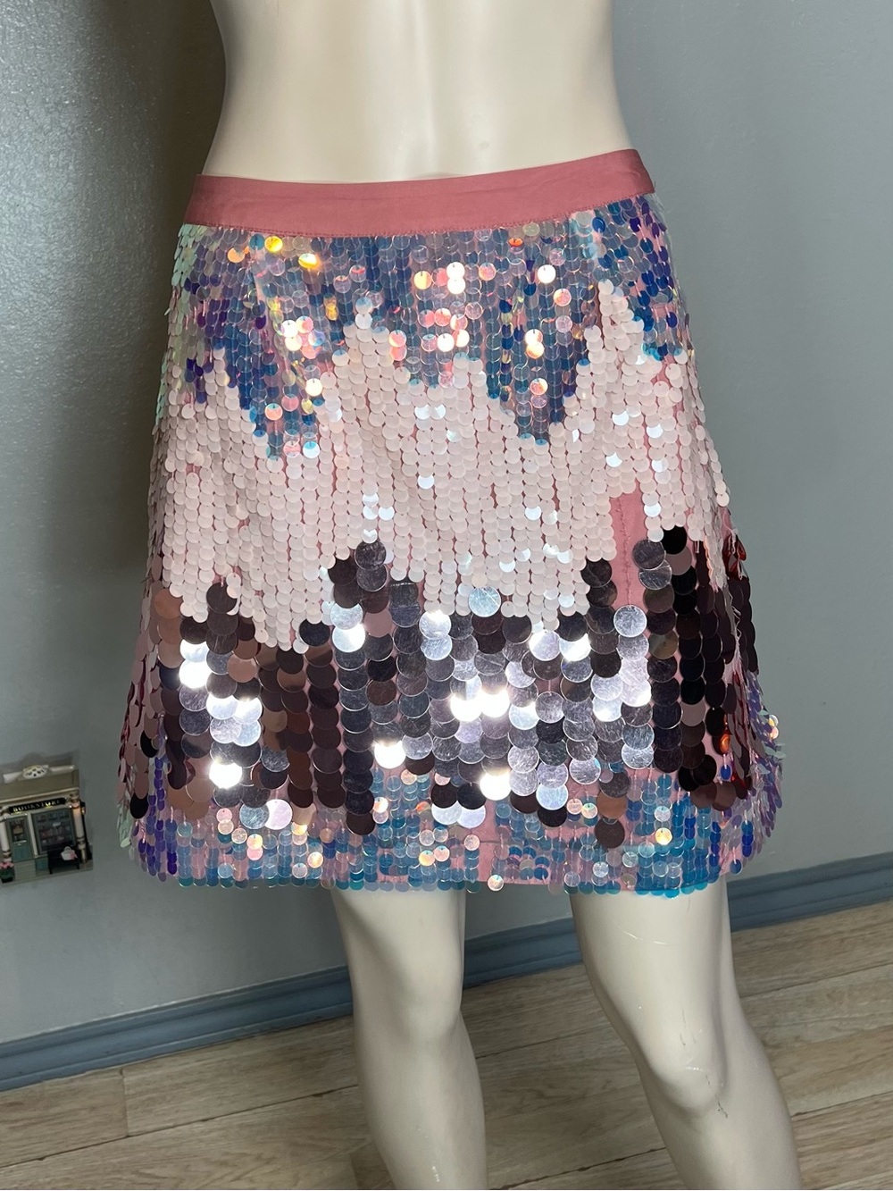 Pink iridescent Sequin Mini Skirt - Shimmery Party Style